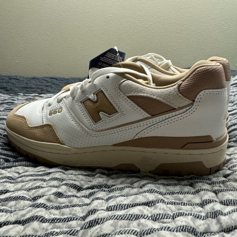 New balance 550 SIZE 9 M, SIZE 10.5 W